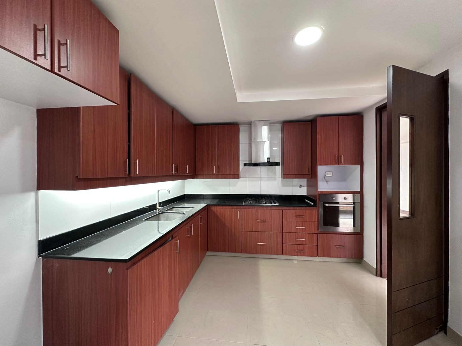 Apartamento en arriendo en El Poblado, Medellín · foto 5 de 20