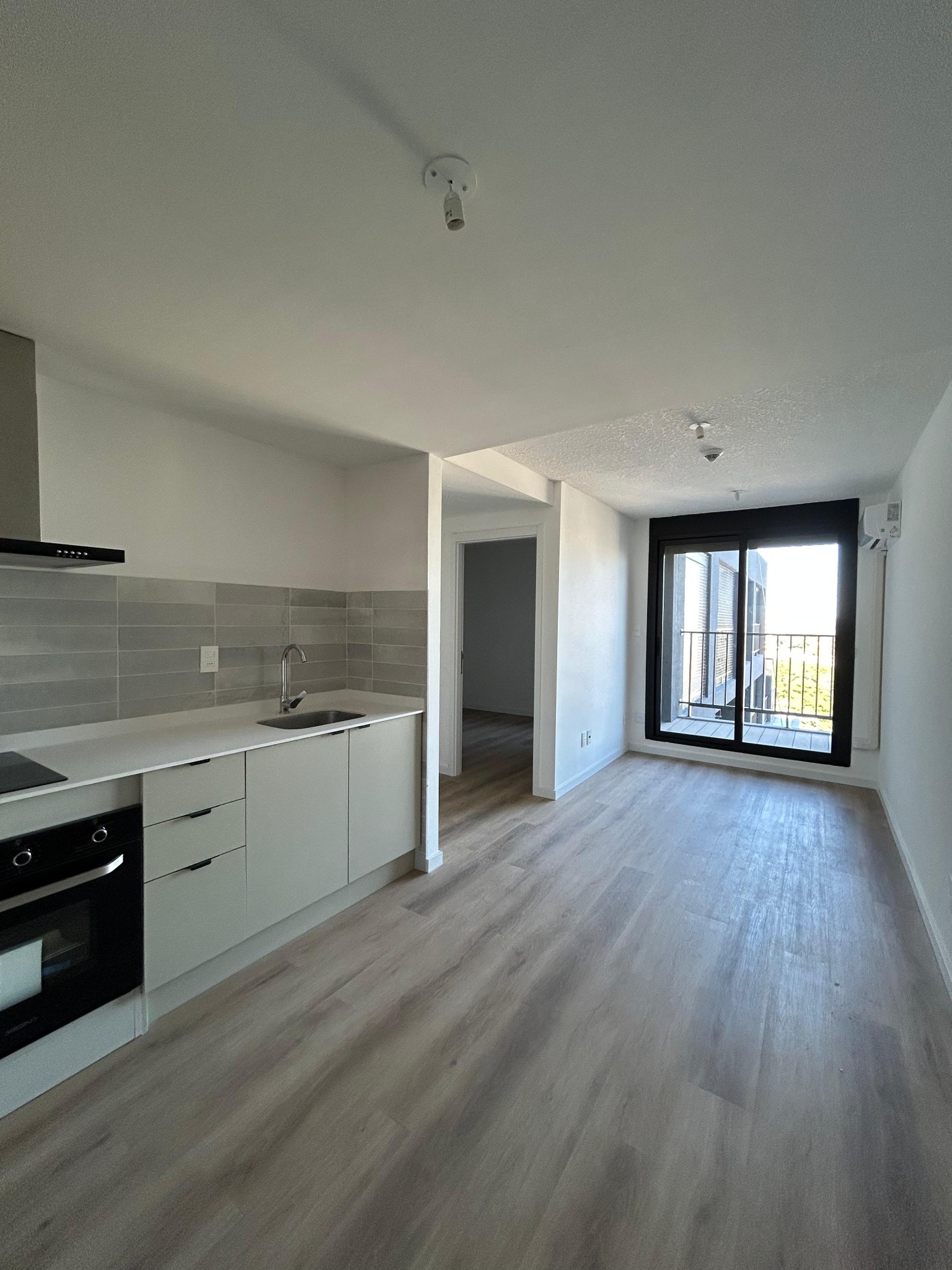 Alquiler de 1 dormitorio con equipamiento a estrenar - La Blanqueada · Foto 1