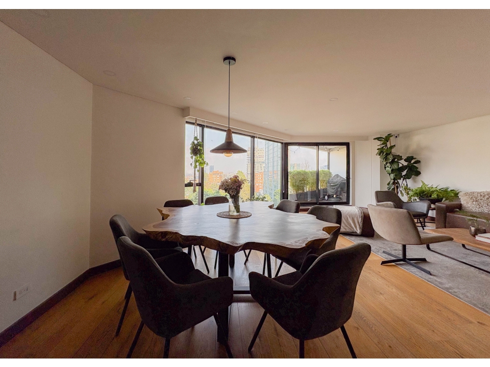 Apartamento en venta en El Chico, Bogotá · foto 2 de 24