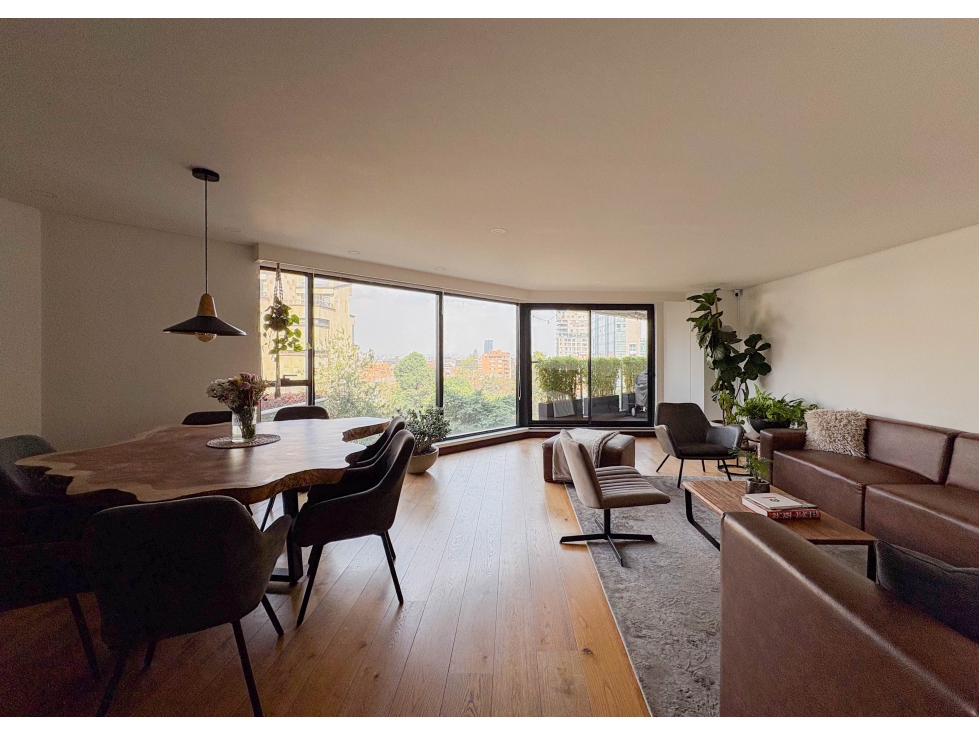 Apartamento en venta en El Chico, Bogotá · foto 3 de 24