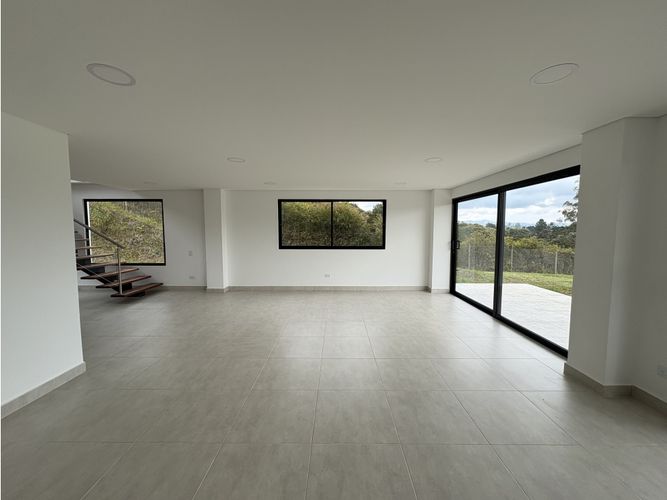 Finca en venta en El Carmen de Viboral, 400 m² · foto 4 de 24