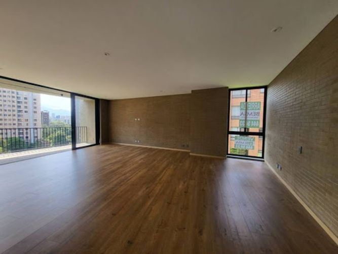 Apartamento de 3 alcobas en arriendo en Vizcaya, Medellín, 170 m² · foto 3 de 20