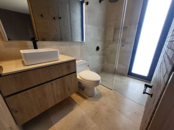 Apartamento de 3 alcobas en arriendo en Vizcaya, Medellín, 170 m² · foto 18 de 20