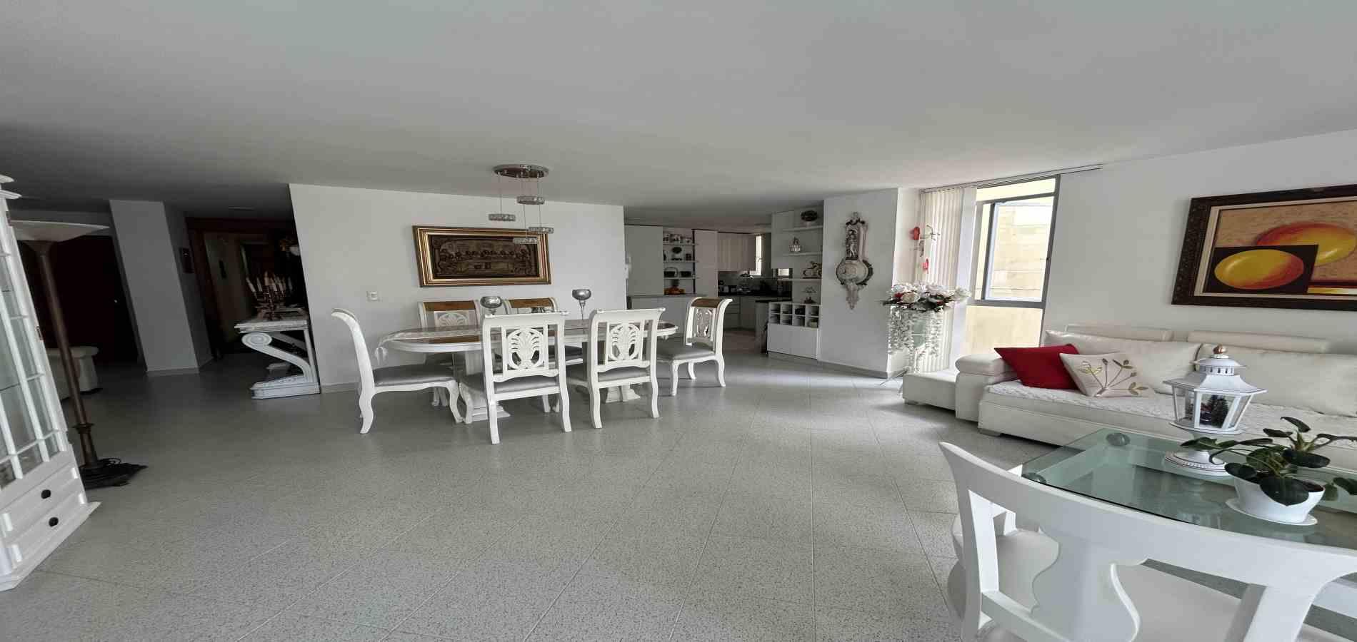 Apartamento en venta en Sector Plaza De Bolivar, Pereira · foto 3 de 13