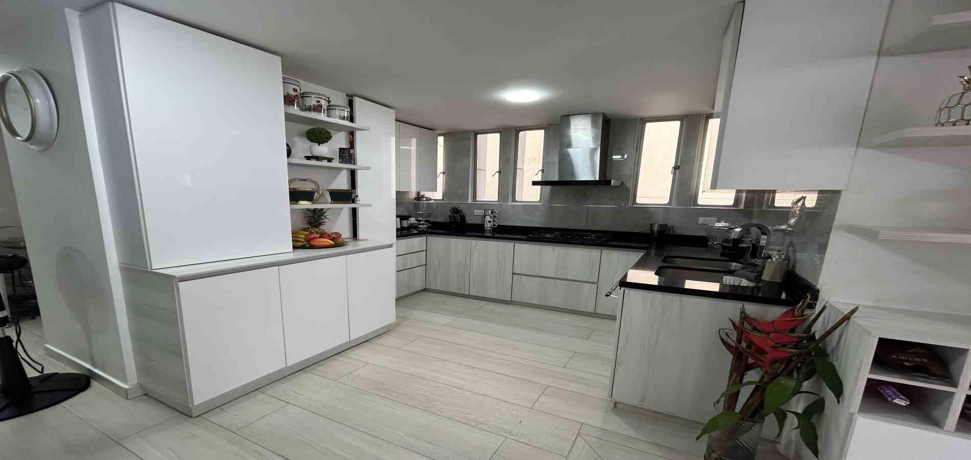 Apartamento en venta en Sector Plaza De Bolivar, Pereira · foto 5 de 13