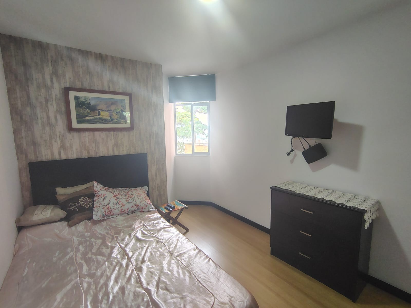 Apartamento en arriendo en Uribe Angel, Envigado · foto 12 de 19