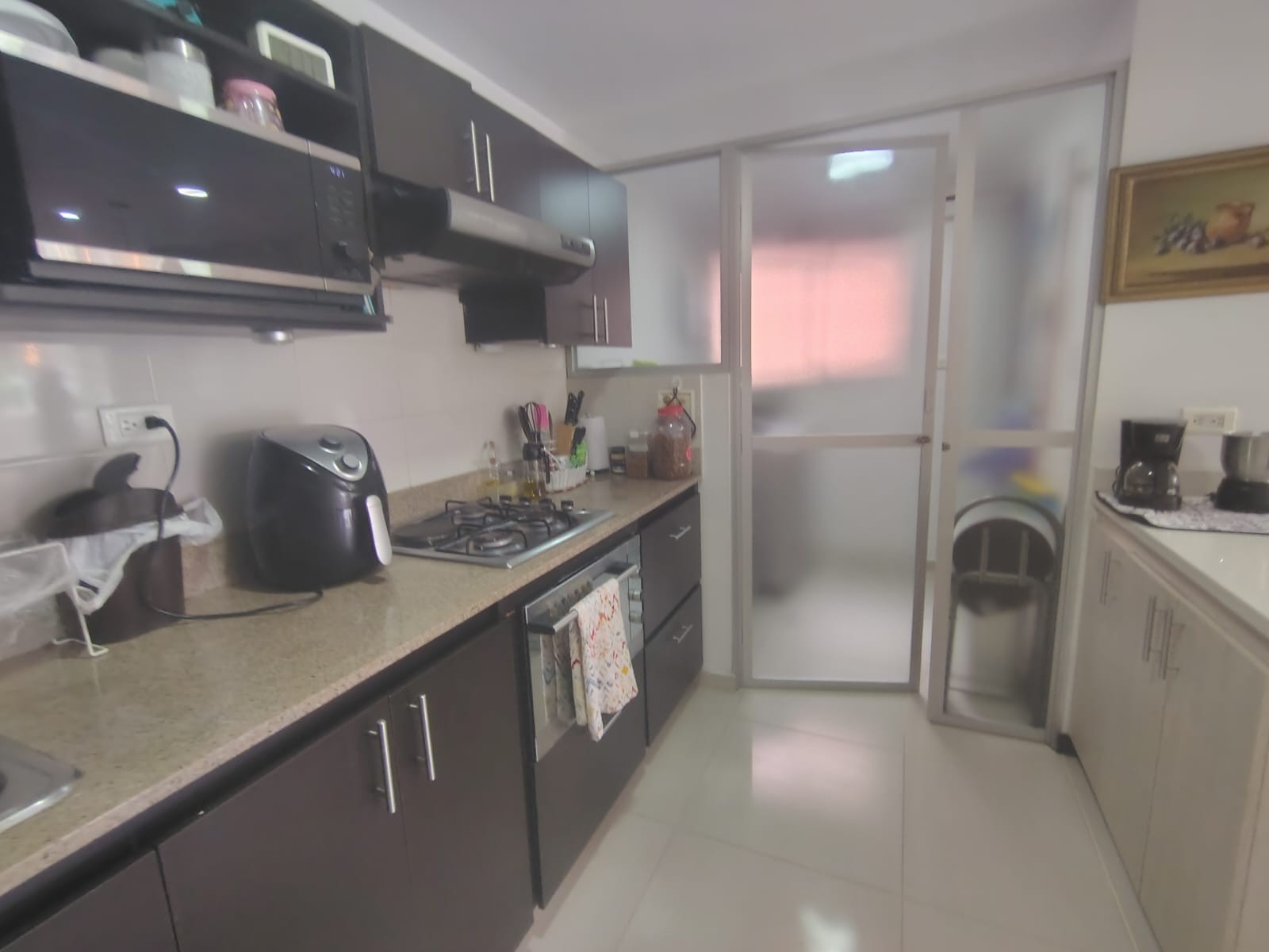 Apartamento en arriendo en Uribe Angel, Envigado · foto 2 de 19