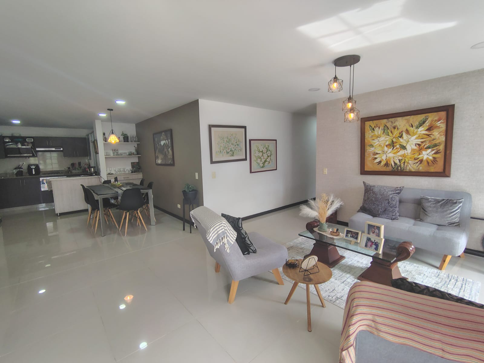 Apartamento en arriendo en Uribe Angel, Envigado · foto 8 de 19