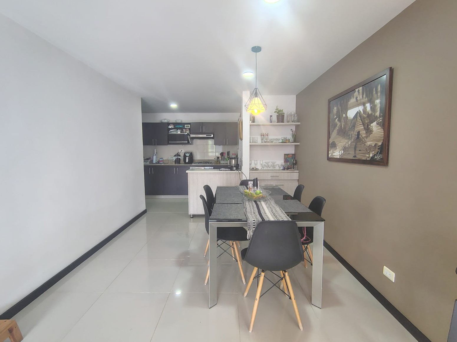Apartamento en arriendo en Uribe Angel, Envigado · foto 5 de 19