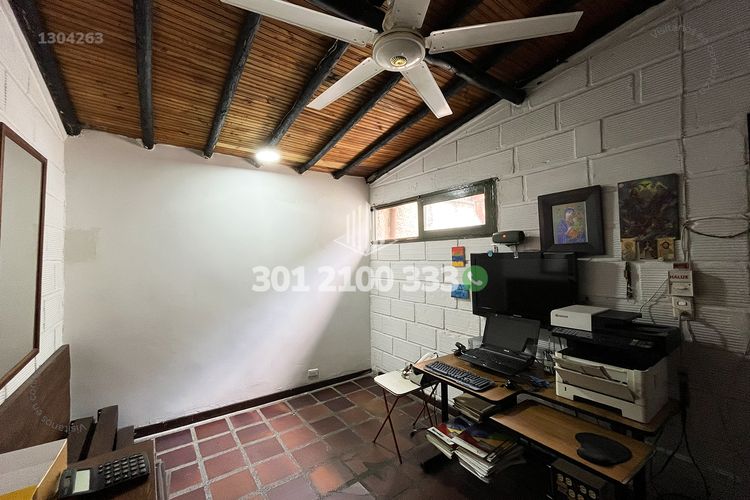 Casa de 3 alcobas en venta en El Velodromo, Medellín, 148 m² · foto 13 de 24