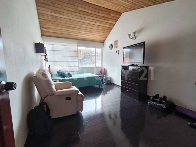 Casa de 4 alcobas en venta en Malibu, Bogotá, 224 m² · foto 9 de 18