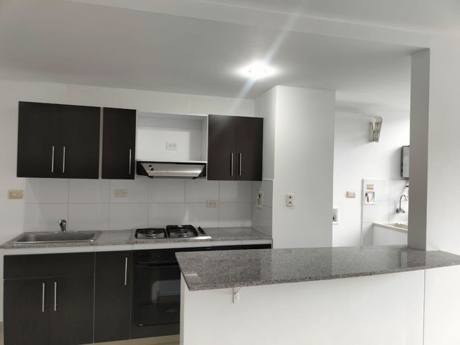 Apartamento de 1 alcoba en arriendo en El Poblado, Medellín, 54 m² · foto 5 de 14
