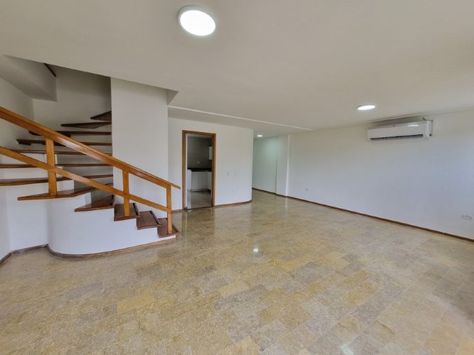 Oficina en arriendo en La Aguacatala, Medellín, 170 m² · foto 3 de 24