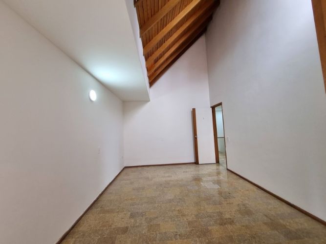 Oficina en arriendo en La Aguacatala, Medellín, 170 m² · foto 17 de 24