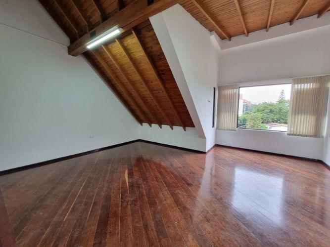 Oficina en arriendo en La Aguacatala, Medellín, 170 m² · foto 22 de 24