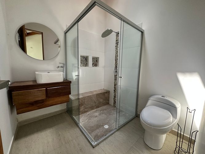 Casa de 3 alcobas en arriendo en Las Antillas, Envigado, 320 m² · foto 15 de 24