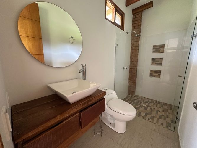 Casa de 3 alcobas en arriendo en Las Antillas, Envigado, 320 m² · foto 16 de 24