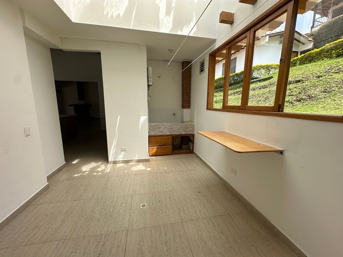 Casa de 3 alcobas en arriendo en Las Antillas, Envigado, 320 m² · foto 20 de 24