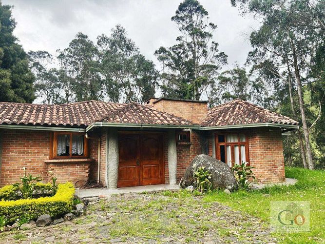 Casa de 5 alcobas en venta en Briceño, Pasto · foto 2 de 17