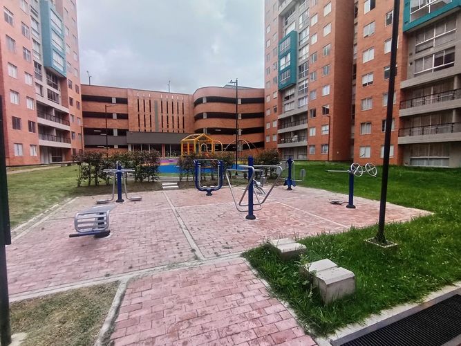 Apartamento de 3 alcobas en arriendo en Algarra Iii, Zipaquirá, 58 m² · foto 20 de 24