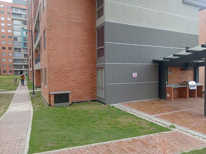 Apartamento de 3 alcobas en arriendo en Algarra Iii, Zipaquirá, 58 m² · foto 21 de 24