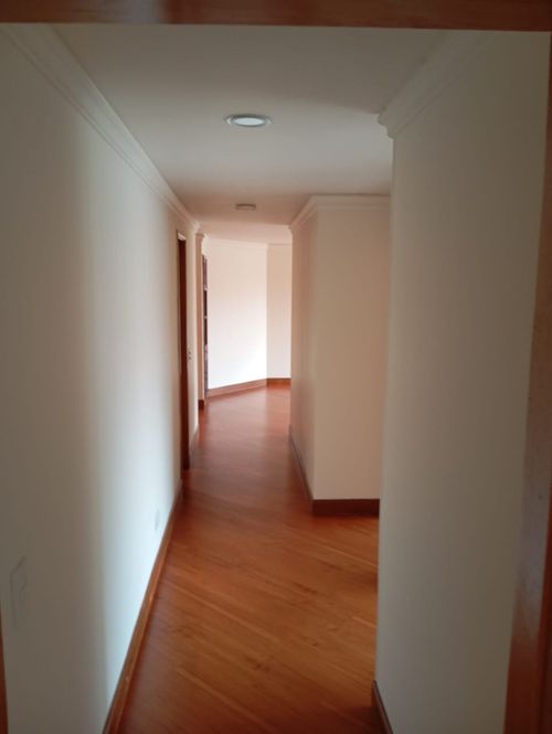 Apartamento en venta en Santa Barbara, Bogotá · foto 8 de 21
