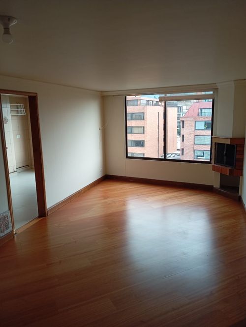 Apartamento en venta en Santa Barbara, Bogotá · foto 3 de 21