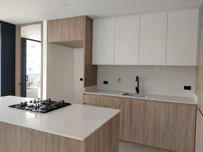 Apartamento de 3 alcobas en venta en El Poblado, Medellín, 192 m² · foto 5 de 19