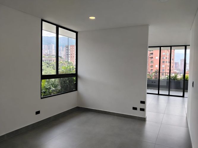 Apartamento de 3 alcobas en venta en El Poblado, Medellín, 192 m² · foto 11 de 19