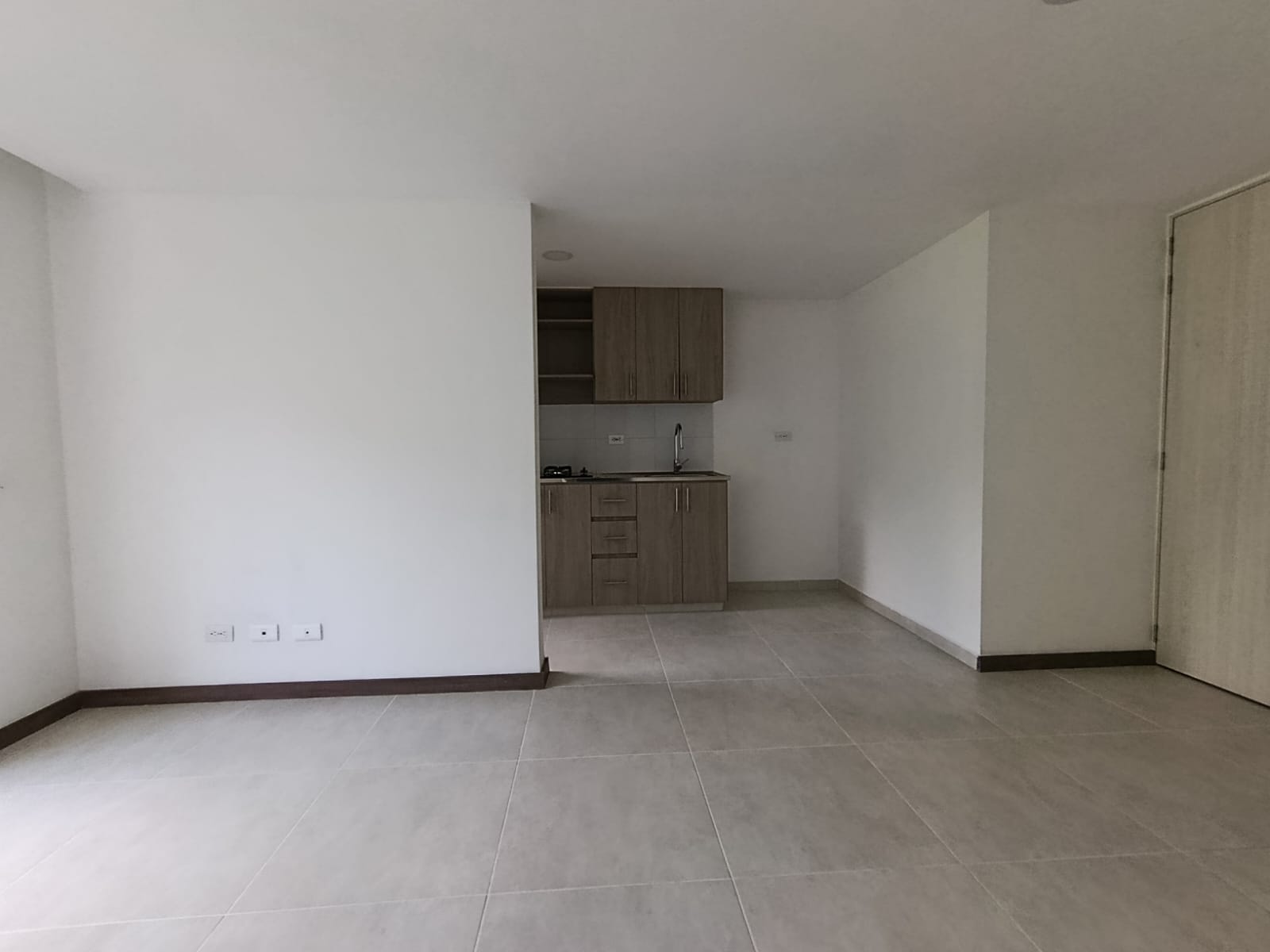 Apartamento en Arriendo en Loma de la Doctora, Sabaneta