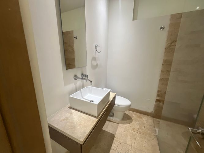 Apartamento de 3 alcobas en arriendo en Los Balsos, Medellín, 195 m² · foto 15 de 19