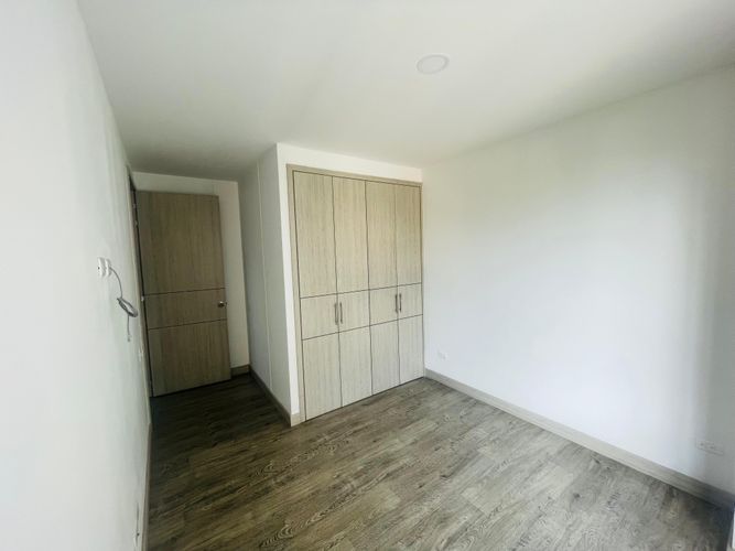 Apartamento en venta en Cristales, Cali · foto 2 de 16