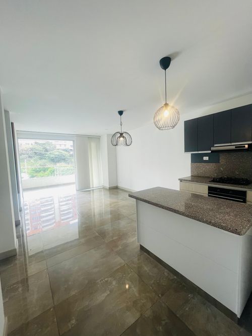 Apartamento en venta en Cristales, Cali · foto 7 de 16