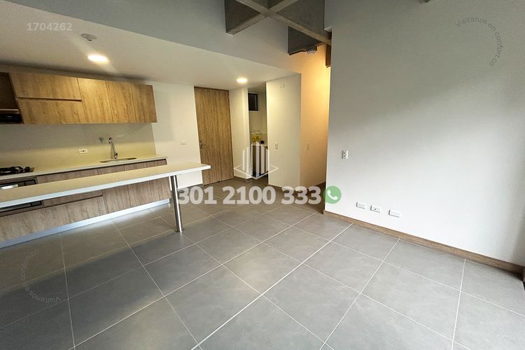 Apartamento de 2 alcobas en arriendo en Loma Del Escobero, Envigado, 69 m² · foto 2 de 22