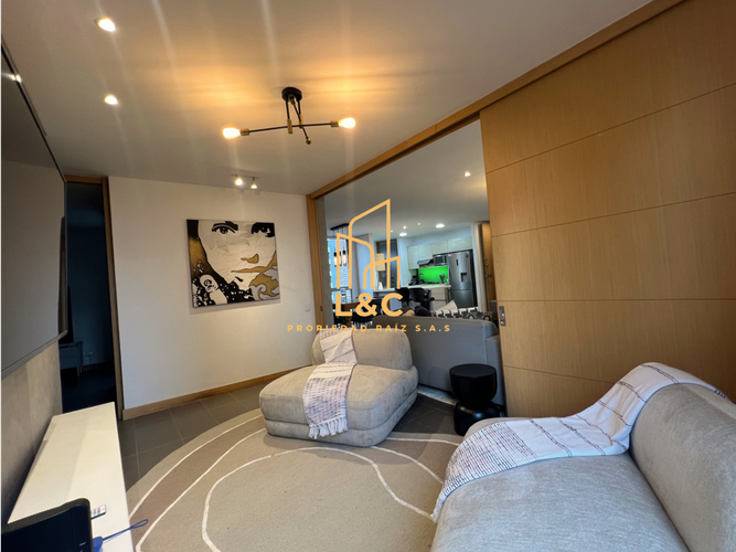 Apartamento de 2 alcobas en arriendo en Lalinde, Medellín, 121 m² · foto 5 de 16