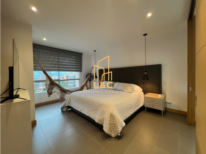 Apartamento de 2 alcobas en arriendo en Lalinde, Medellín, 121 m² · foto 12 de 16
