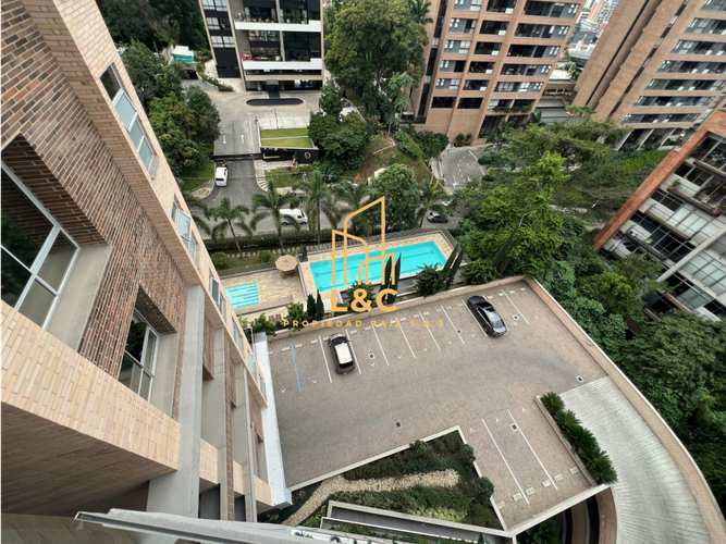 Apartamento de 2 alcobas en arriendo en Lalinde, Medellín, 121 m² · foto 16 de 16