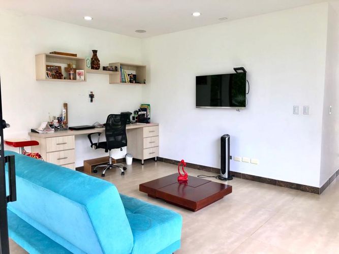 Casa de 4 alcobas en venta en Las Mercedes, Jamundí, 360 m² · foto 14 de 21