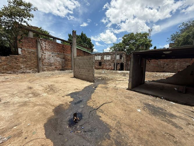 Bodega en arriendo en Naranjal, Medellín, 550 m² · foto 2 de 5