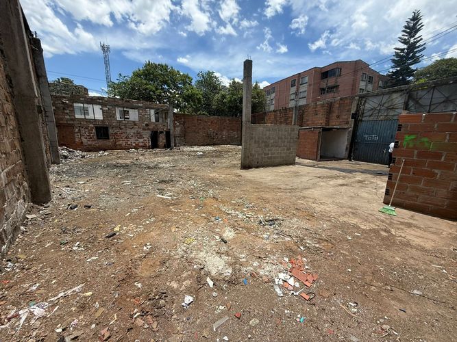 Bodega en arriendo en Naranjal, Medellín, 550 m² · foto 4 de 5