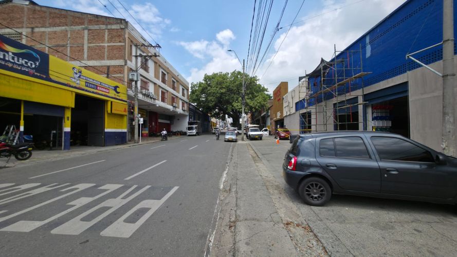 Bodega en venta en San Nicolas, Cali, 804 m² · foto 2 de 24
