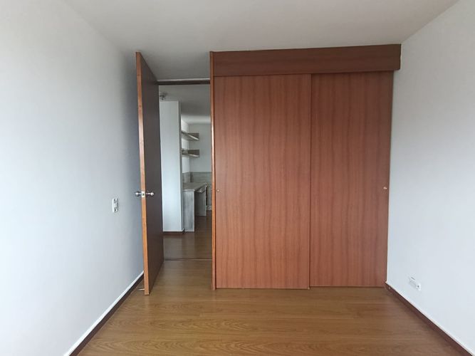 Apartamento de 2 alcobas en arriendo en El Poblado, Medellín, 105 m² · foto 13 de 17