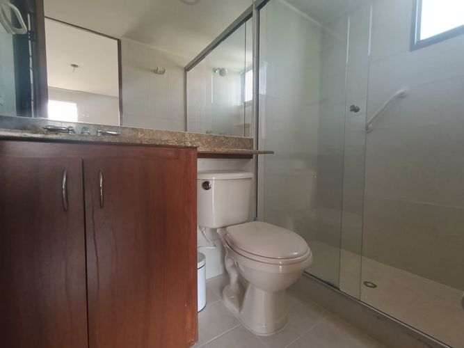 Apartamento de 2 alcobas en arriendo en El Poblado, Medellín, 105 m² · foto 17 de 17