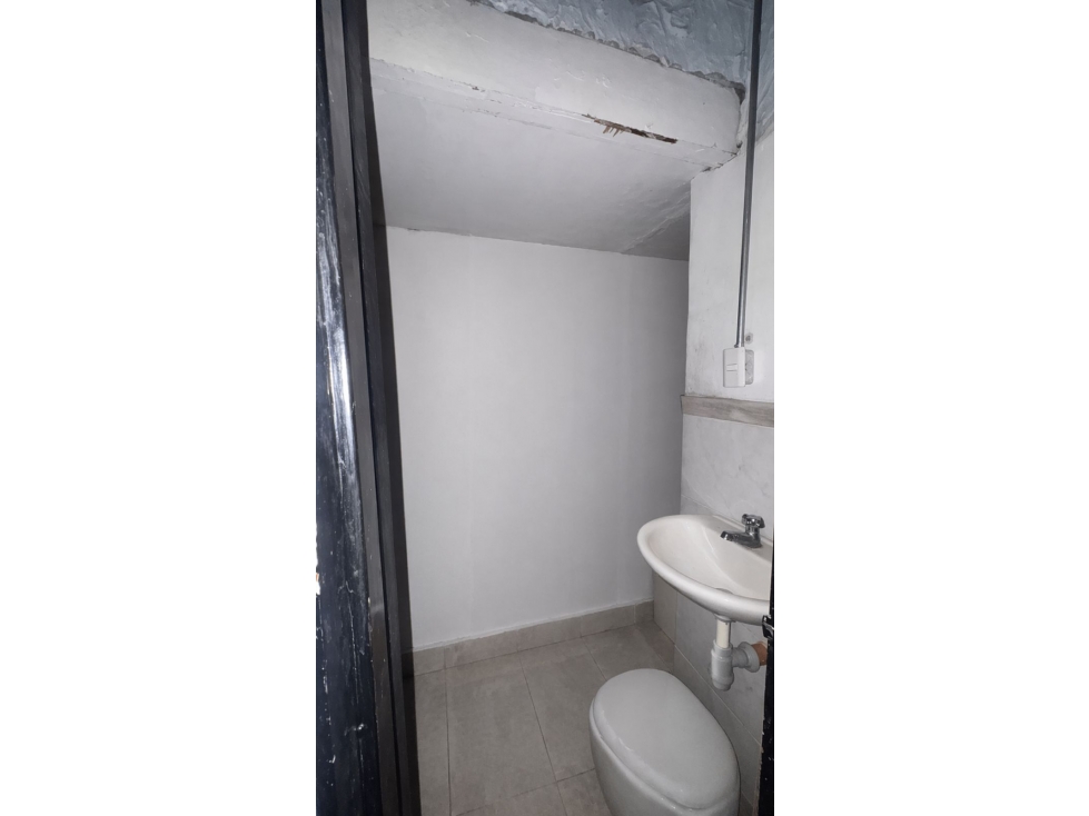 Local en arriendo en La Floresta, Medellín, 140 m² · foto 6 de 7