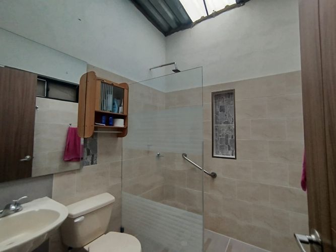 Casa de 3 alcobas en venta en Manuel Del Sur, Ricaurte, 250 m² · foto 11 de 11