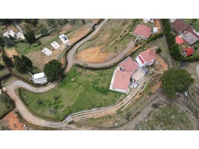 Finca en venta en Romeral, Guarne, 280 m² · foto 3 de 24