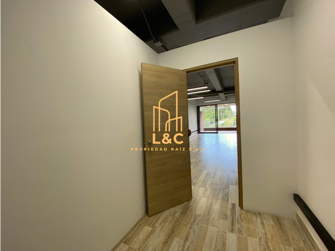 Oficina en arriendo en Vía Las Palmas, Medellín, 64 m² · foto 6 de 9