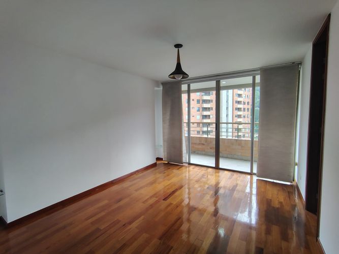 Apartamento de 3 alcobas en arriendo en El Poblado, Medellín, 173 m² · foto 4 de 18