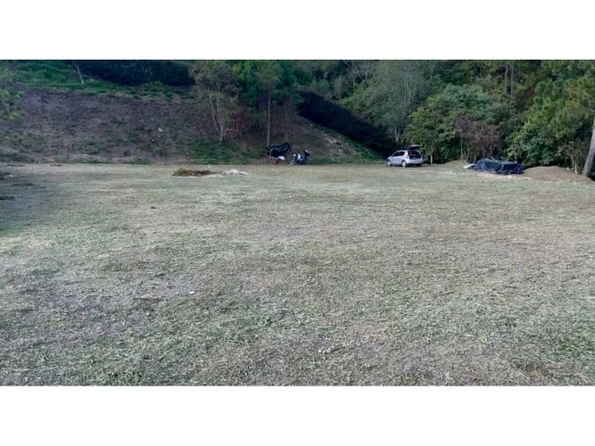 Lote en venta en Niquia, Bello, 2524 m² · foto 3 de 9