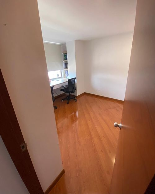 Apartamento de 3 alcobas en venta en Cedritos, Bogotá, 84 m² · foto 6 de 8
